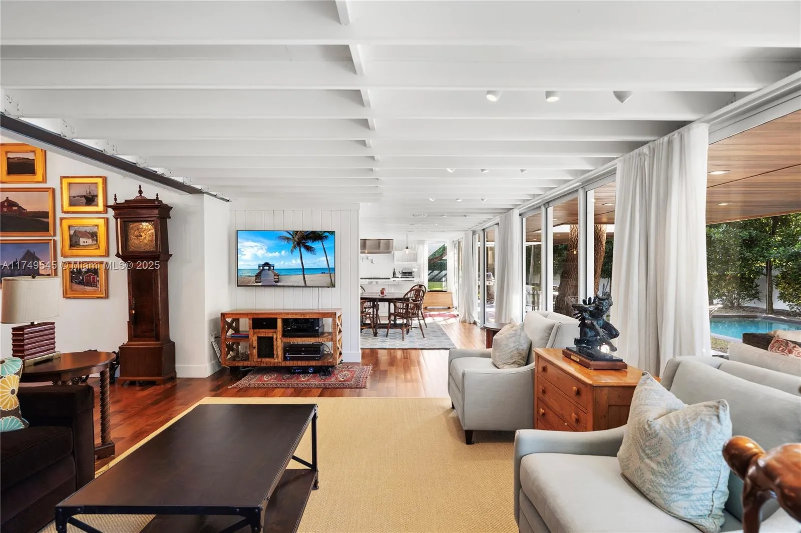 Miami, Florida 33143, United States, 4 Bedrooms Bedrooms, ,4 BathroomsBathrooms,Residential,Active,487