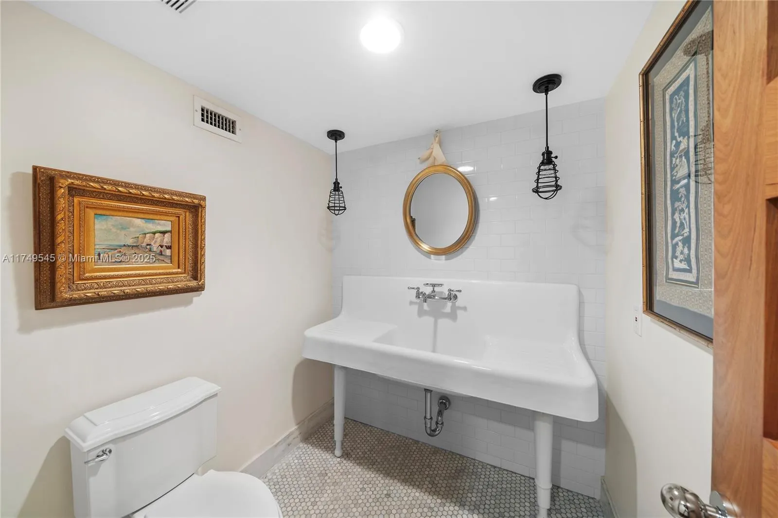 Miami, Florida 33143, United States, 4 Bedrooms Bedrooms, ,4 BathroomsBathrooms,Residential,Active,487