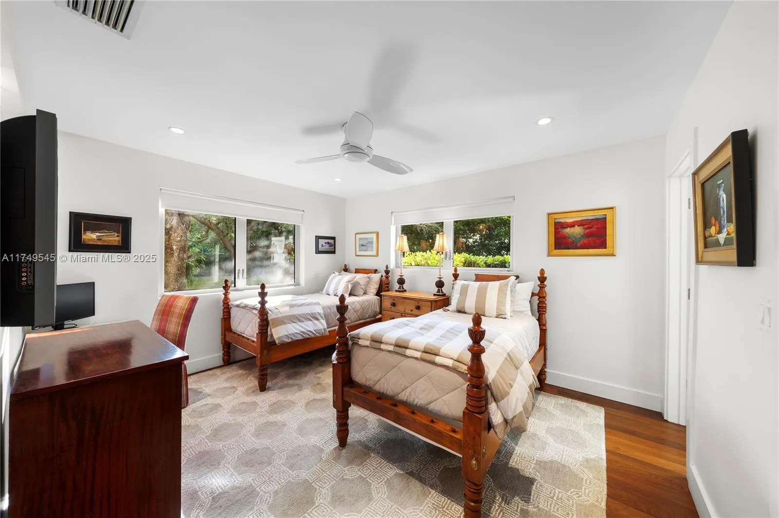 Miami, Florida 33143, United States, 4 Bedrooms Bedrooms, ,4 BathroomsBathrooms,Residential,Active,487