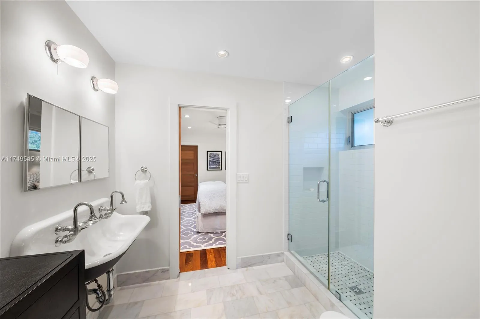 Miami, Florida 33143, United States, 4 Bedrooms Bedrooms, ,4 BathroomsBathrooms,Residential,Active,487