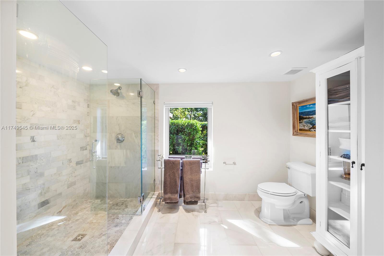 DUHE ESTS - Residential