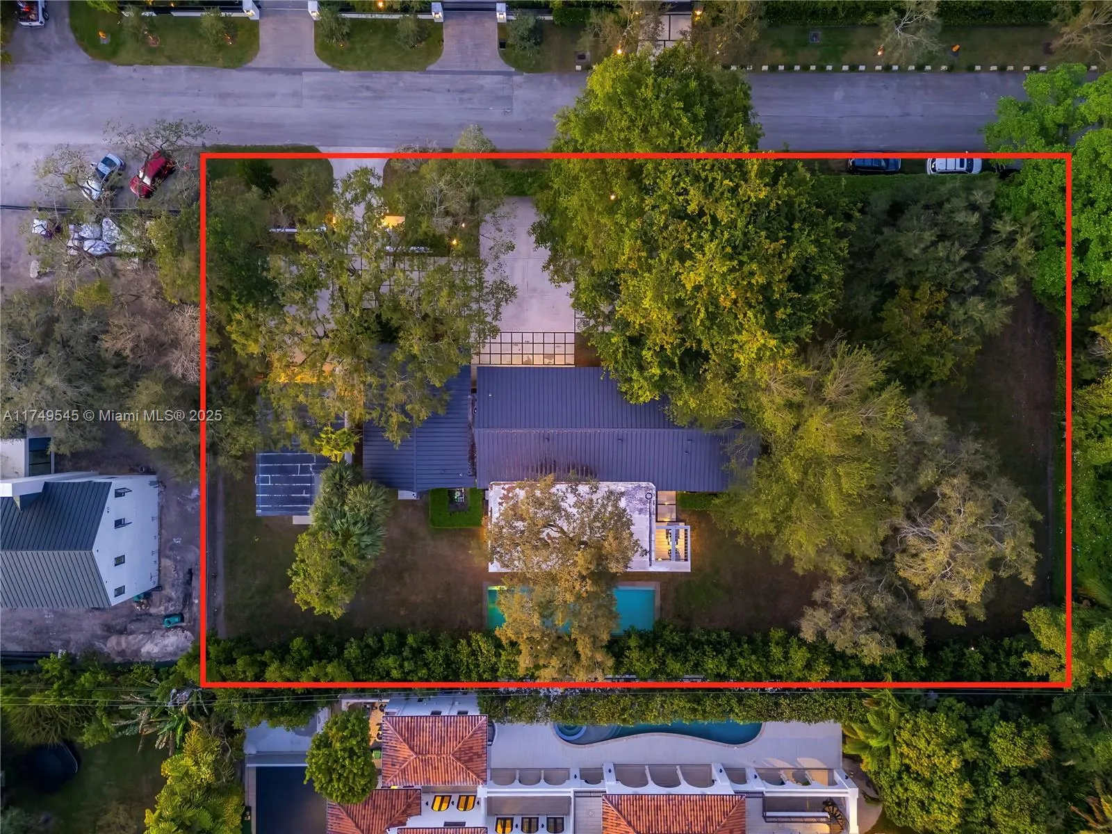 Miami, Florida 33143, United States, 4 Bedrooms Bedrooms, ,4 BathroomsBathrooms,Residential,Active,487