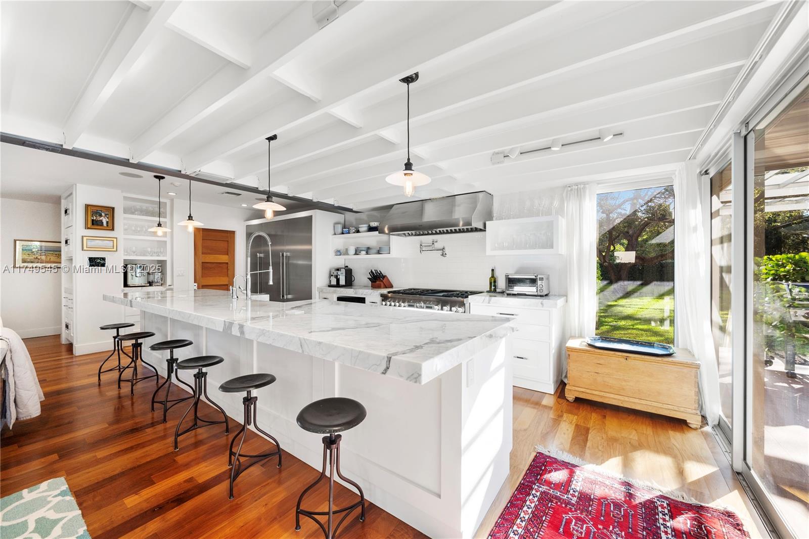 DUHE ESTS - Residential