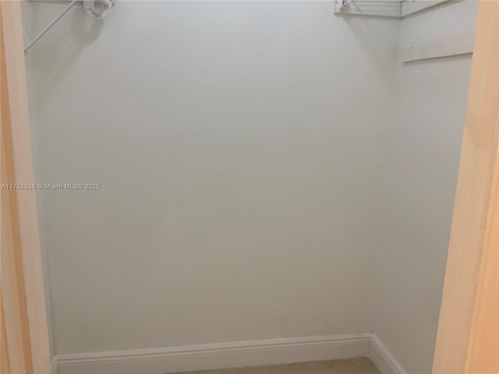 PINESIDE NO 2 CONDO - Residential