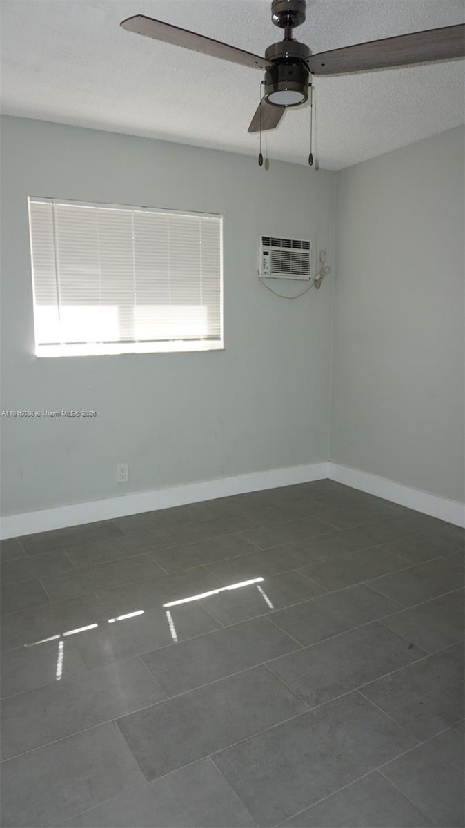 RIVERSIDE ADD AMEN PLAT - Residential Lease