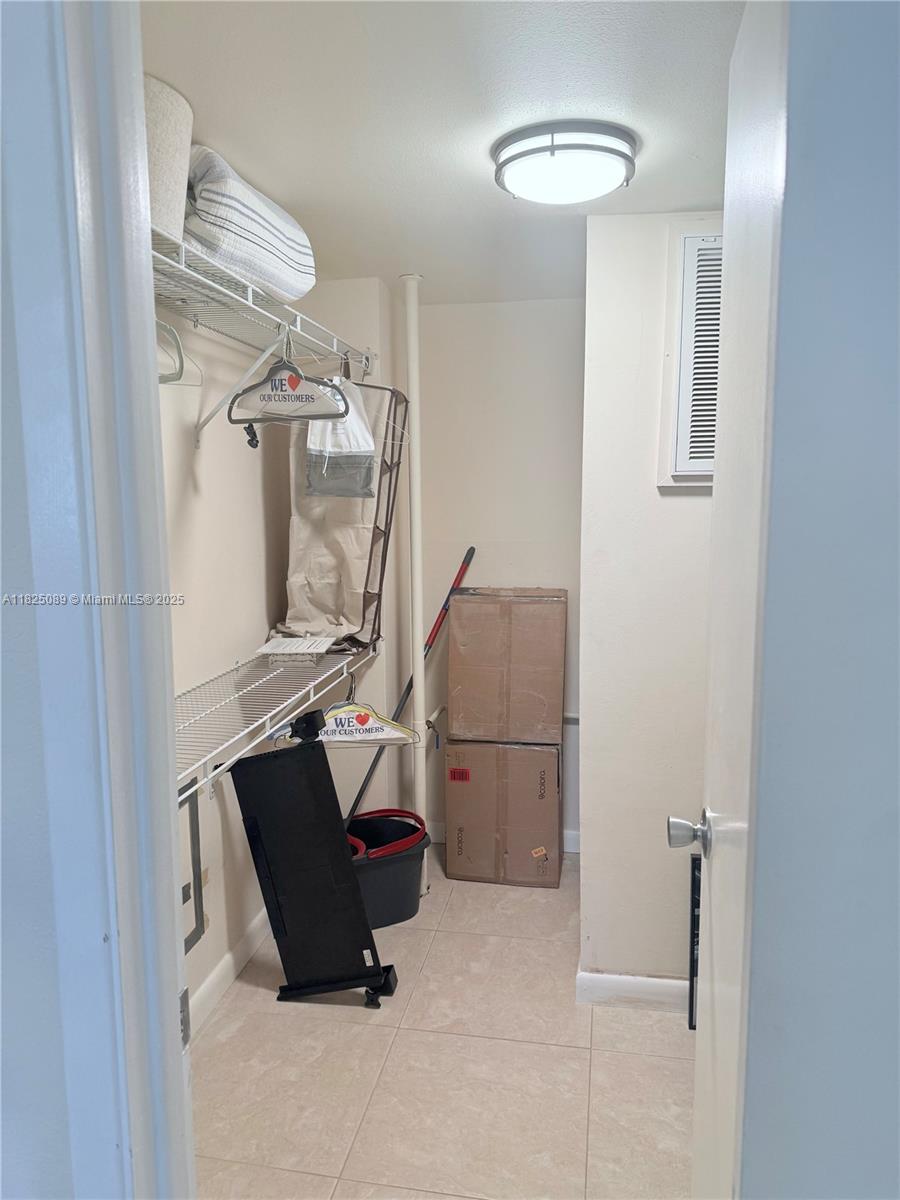 GARDEN-AIRE VILLAGE - Residential Lease