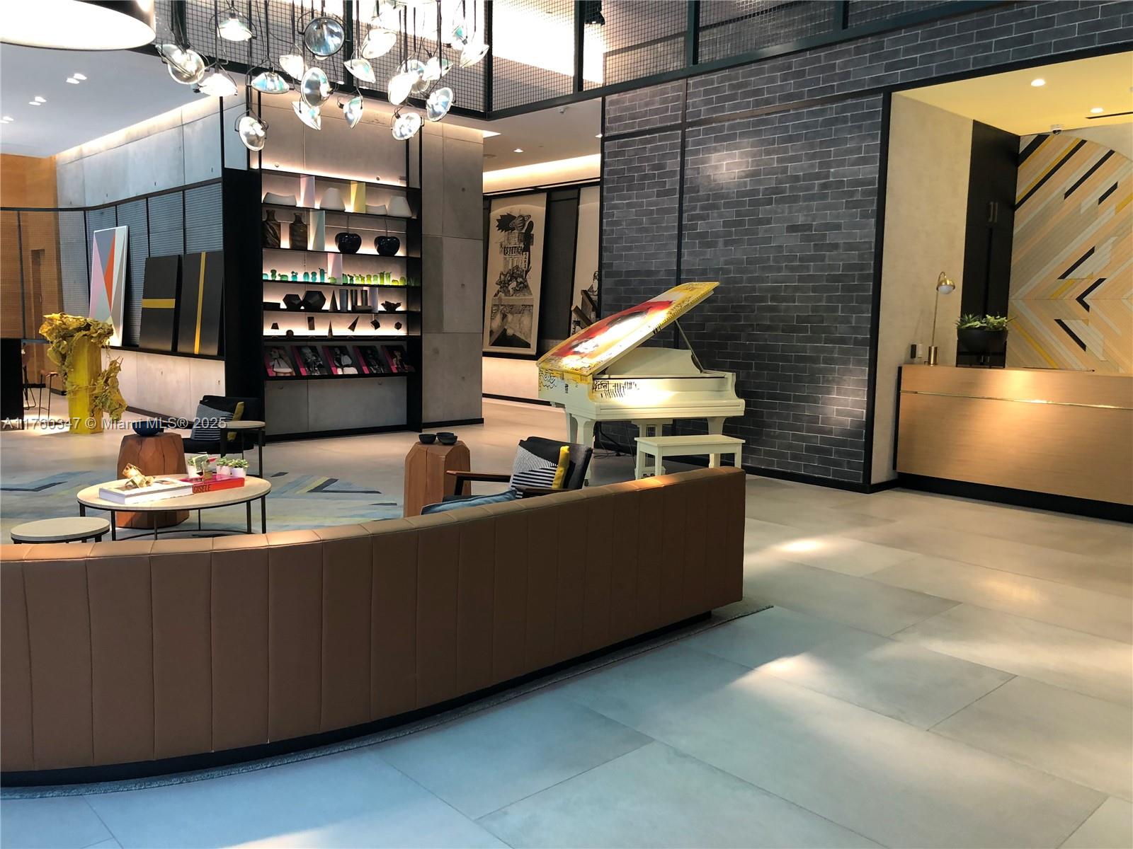 3401 MIDTOWN CONDO - Residential