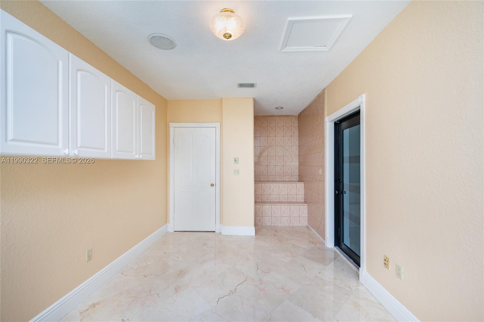 FOUST SUB - Residential