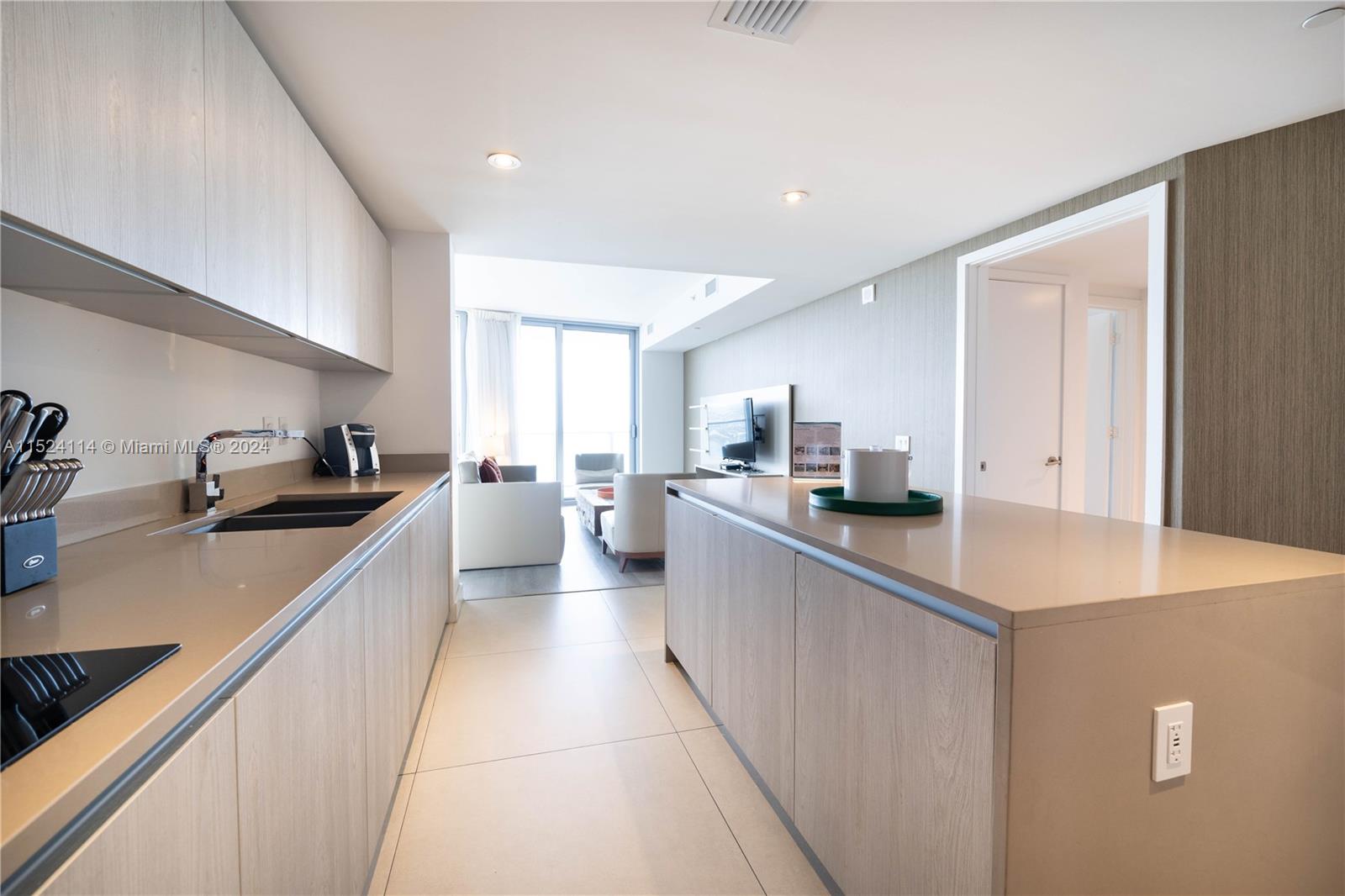 4111 SOUTH OCEAN DRIVE CO - Residential