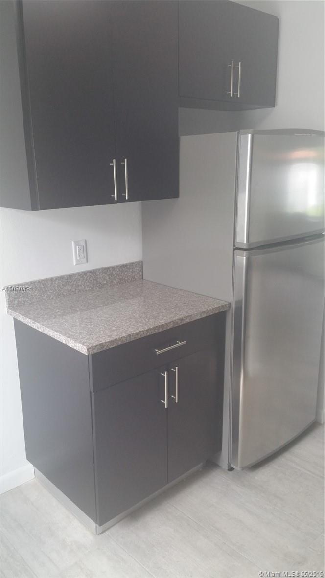 El Jardin - Residential Lease