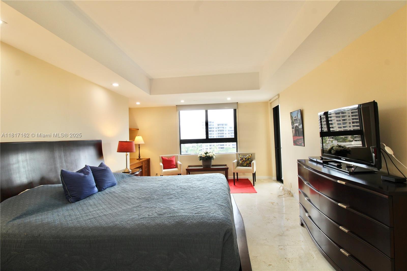 THE EMERALDBAY @ KEY COLON - Residential