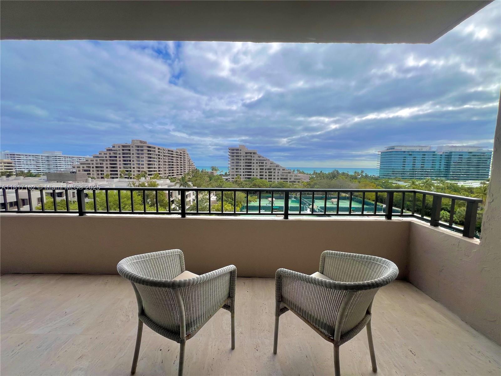 THE EMERALDBAY @ KEY COLON - Residential