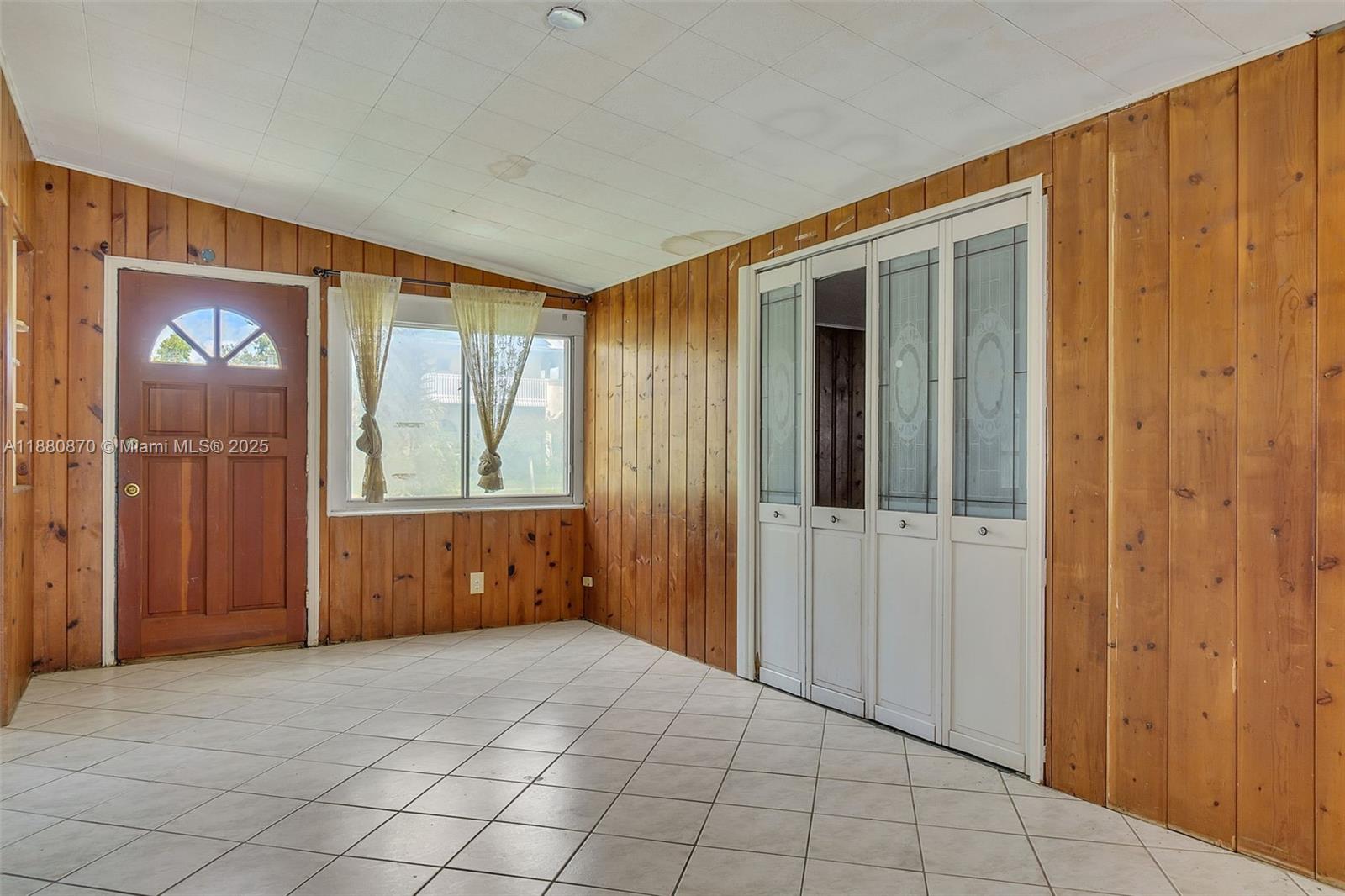 BOYNTON HEIGHTS - Residential