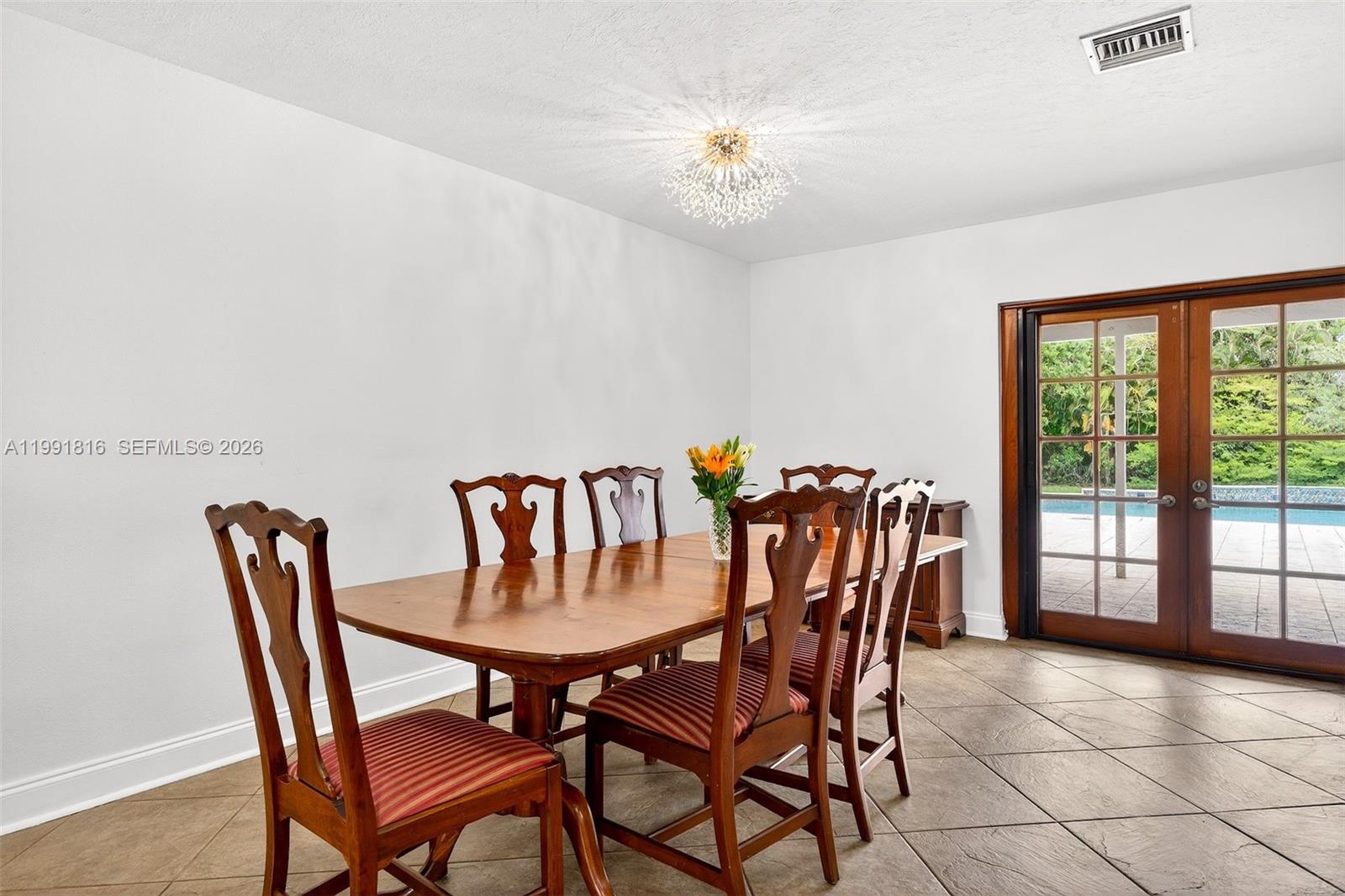 D & M ACRES - Residential