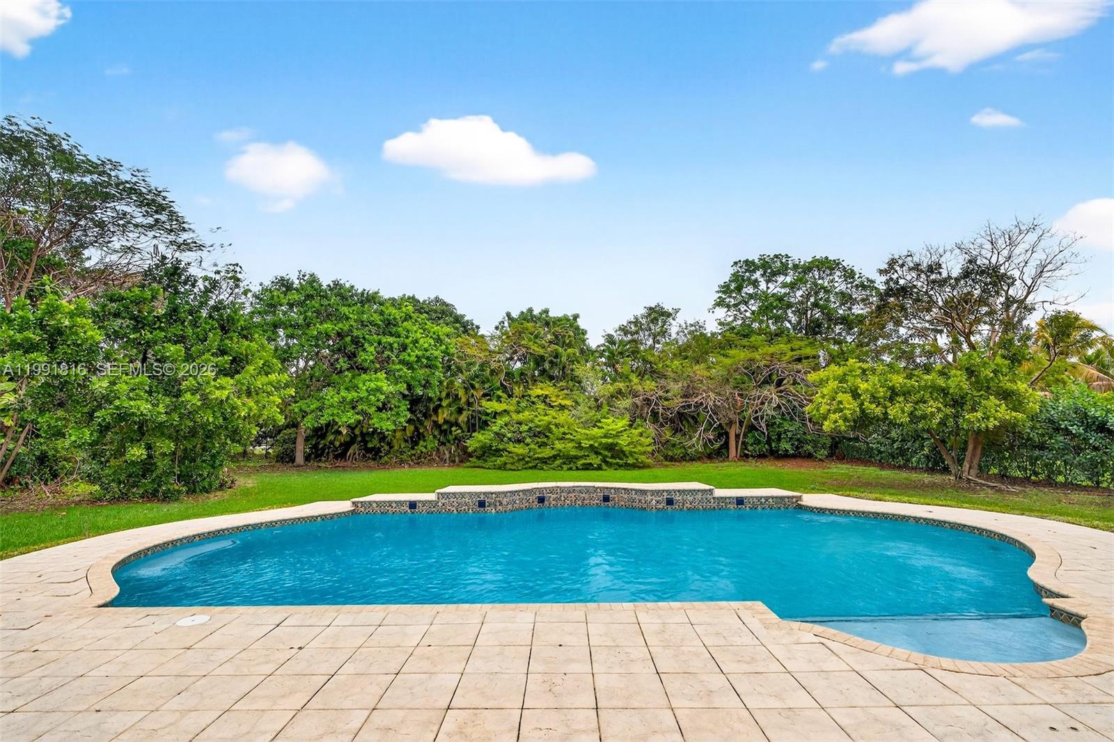 D & M ACRES - Residential