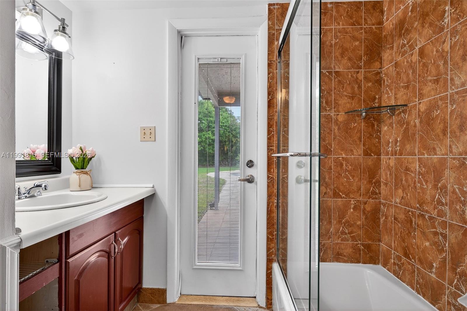 D & M ACRES - Residential