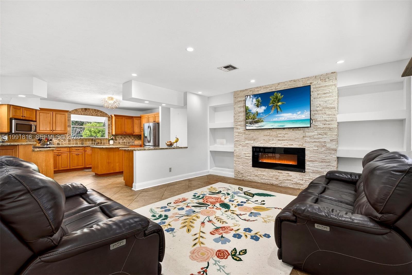 D & M ACRES - Residential