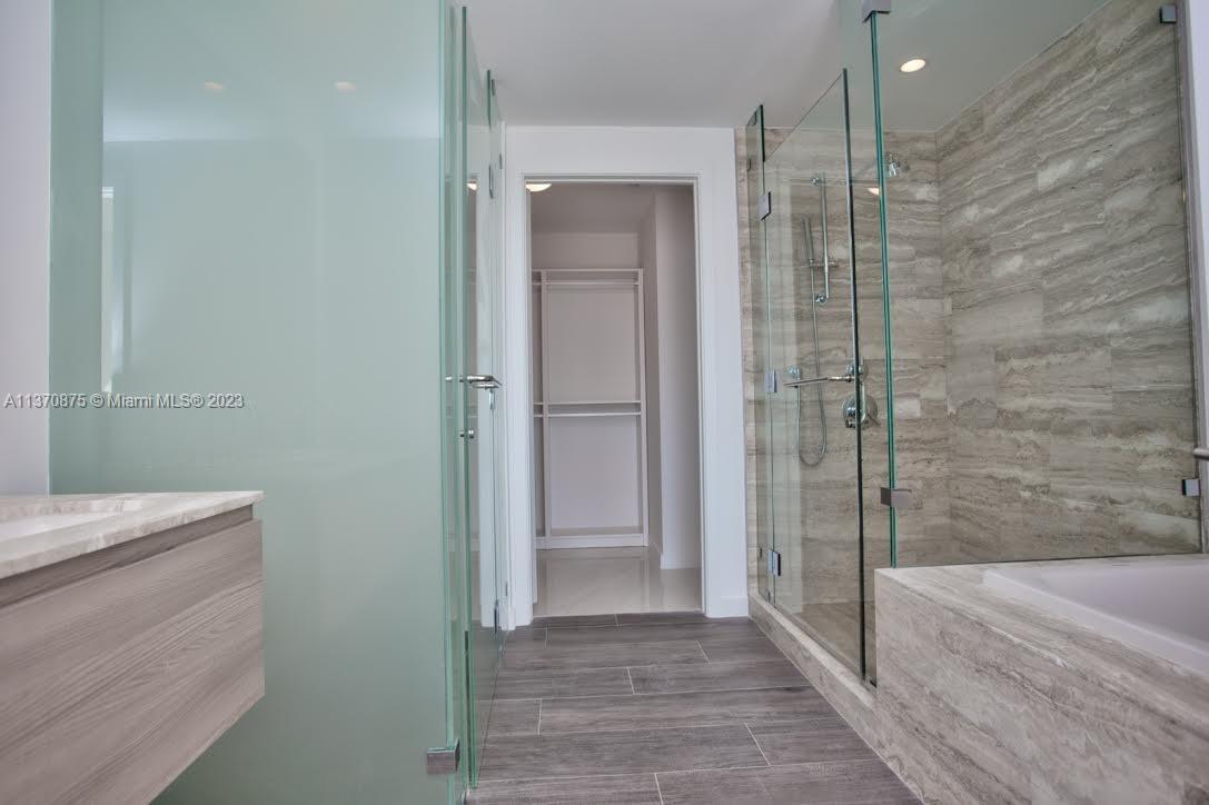 Biscayne Beach Condo - Residential Lease