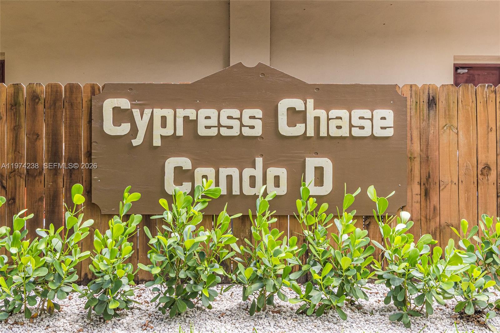 CYPRESS CHASE CONDO NO 8 - Residential