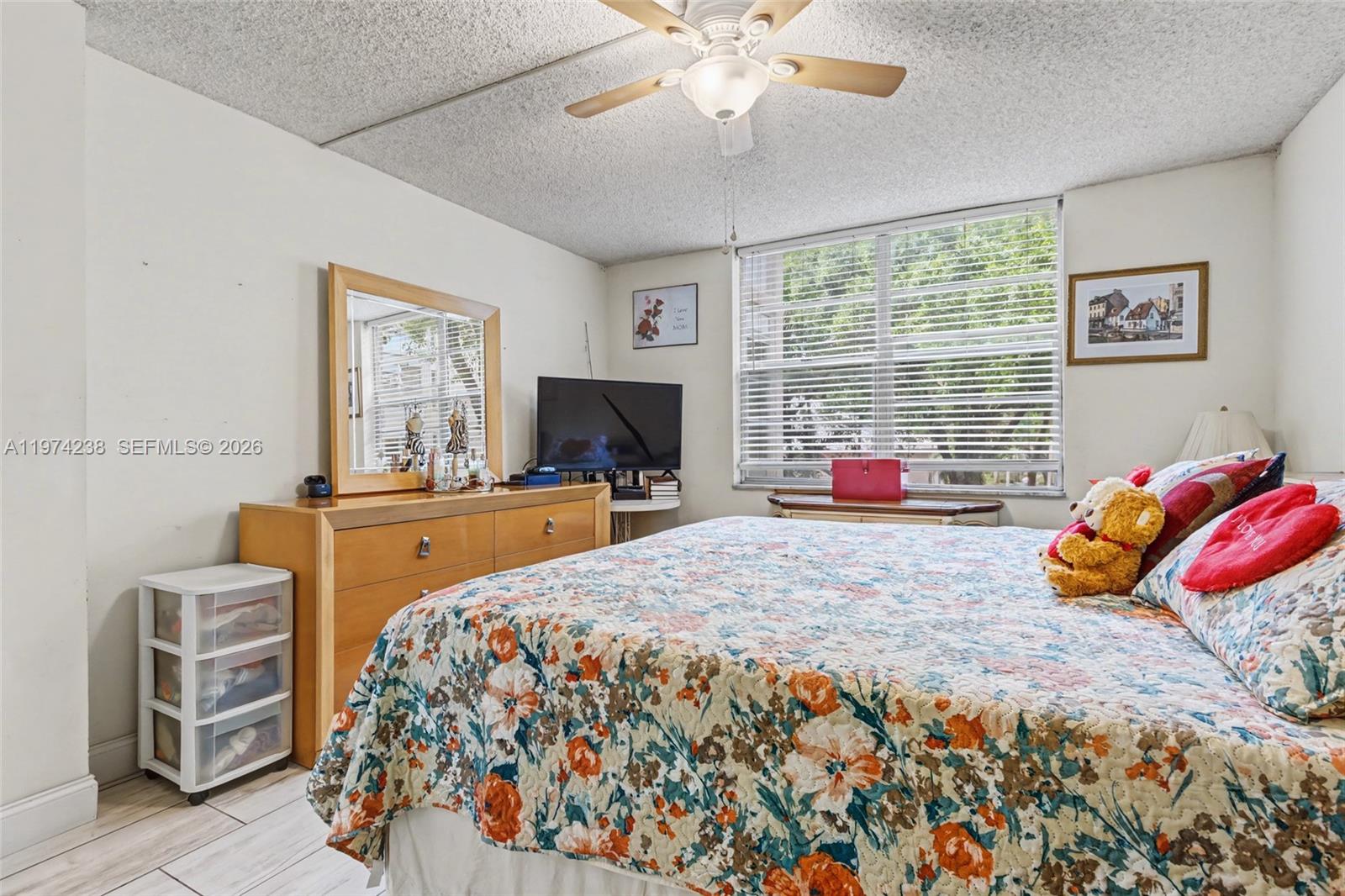 CYPRESS CHASE CONDO NO 8 - Residential