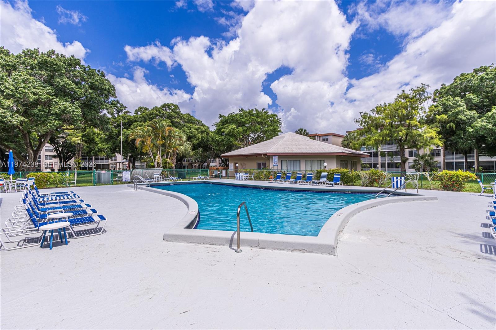 CYPRESS CHASE CONDO NO 8 - Residential