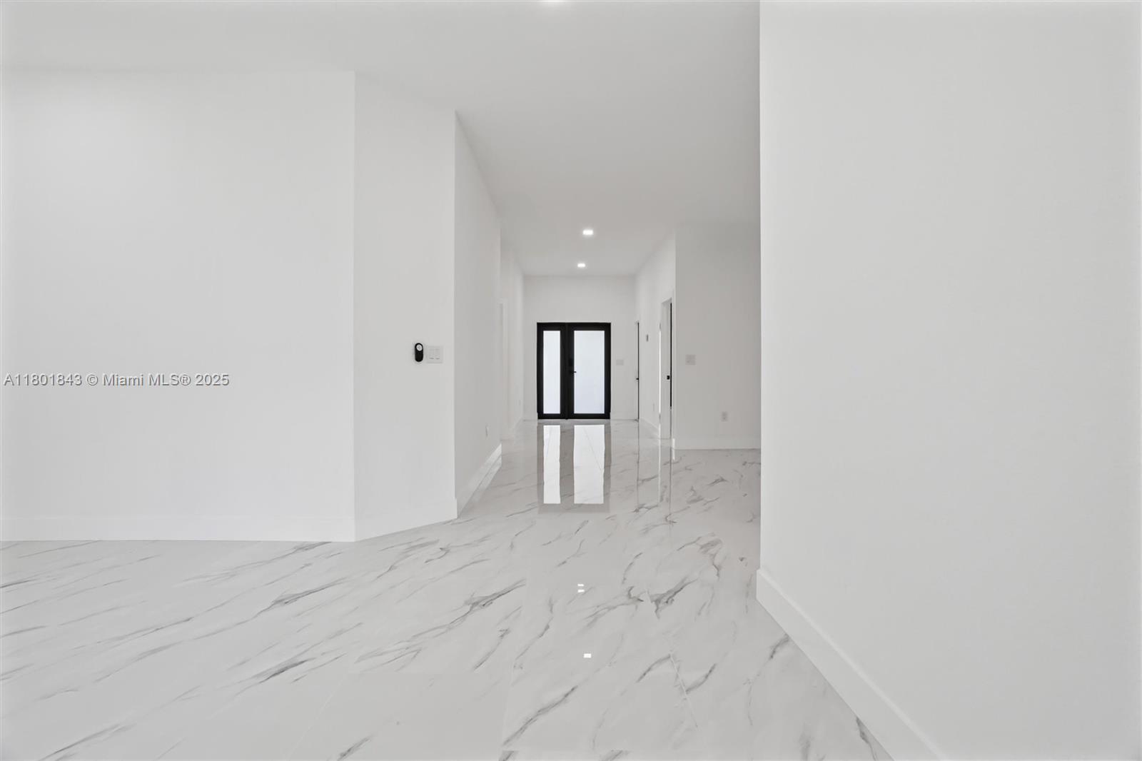 2536 NW 15th St