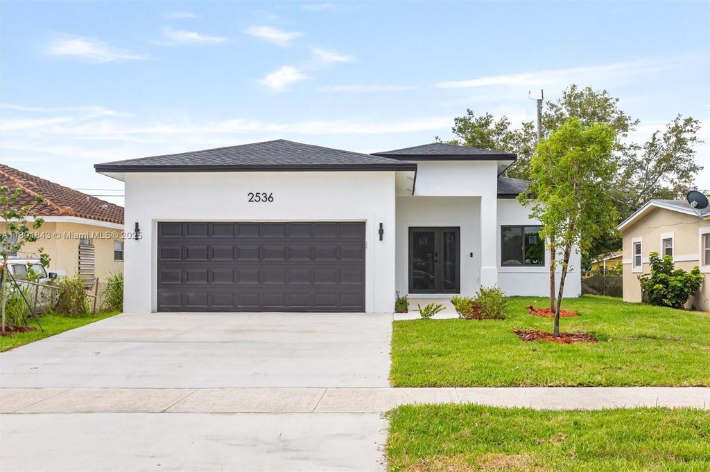 Photo of 2536 NW 15th St, Fort Lauderdale, FL 33311 (MLS # A11801843)