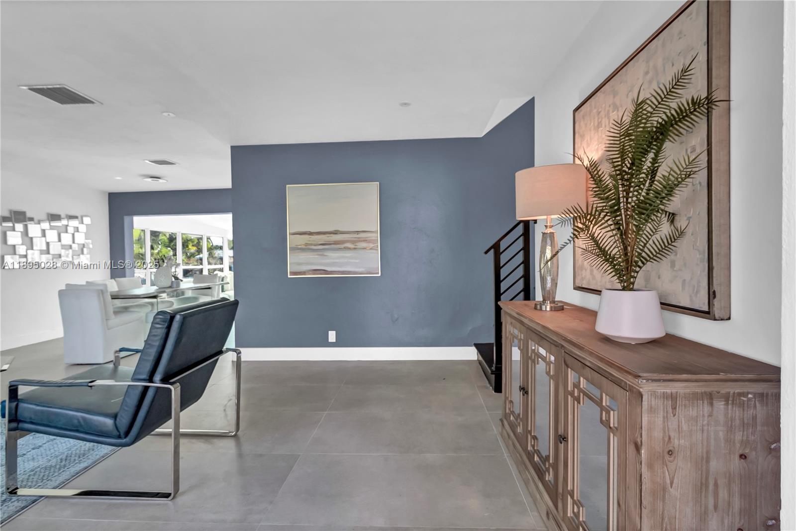 MIDDLE RIVER MANOR - Residential