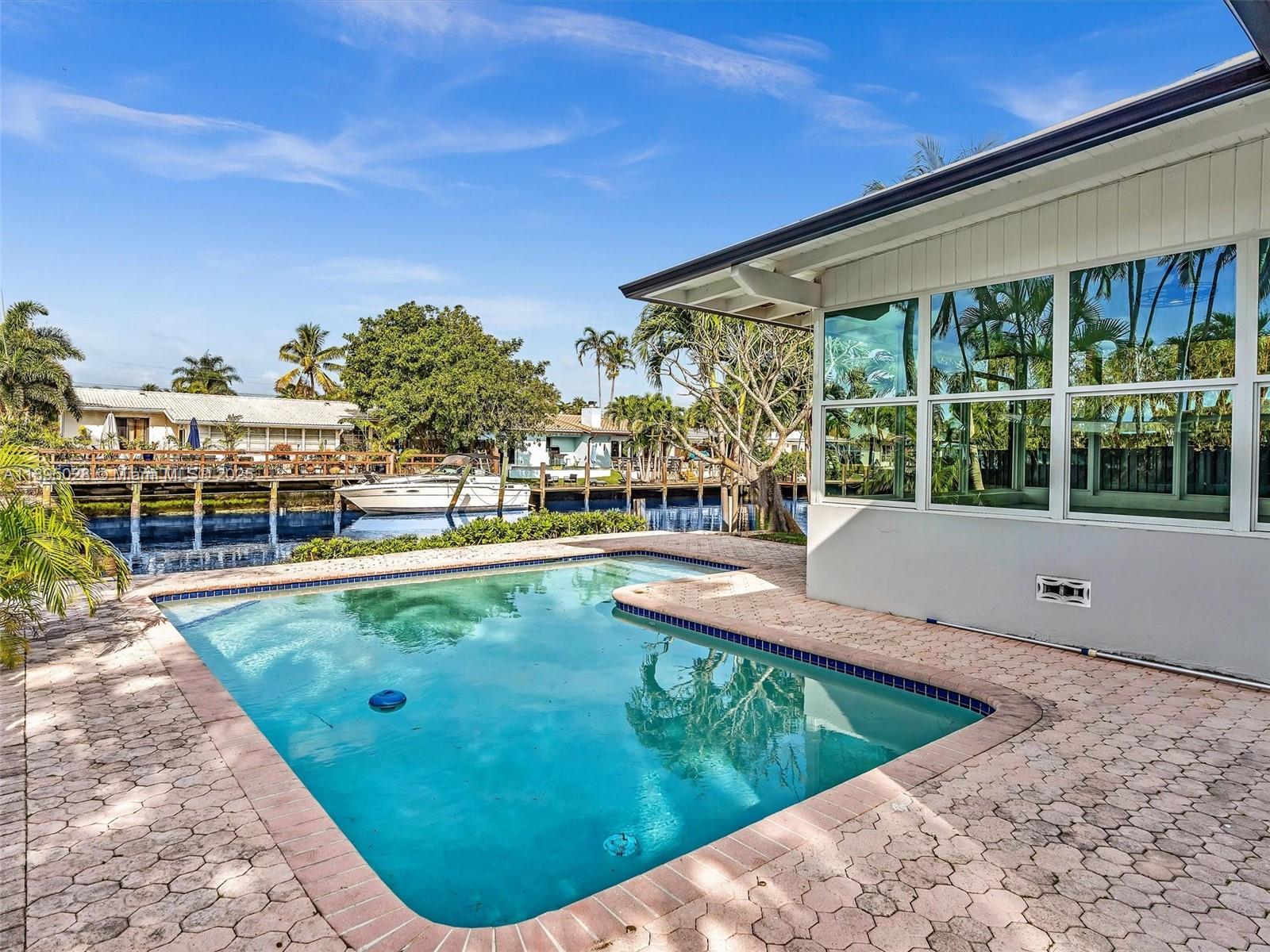 View photos, virtual tours, details... 2141 NE 18th Ave