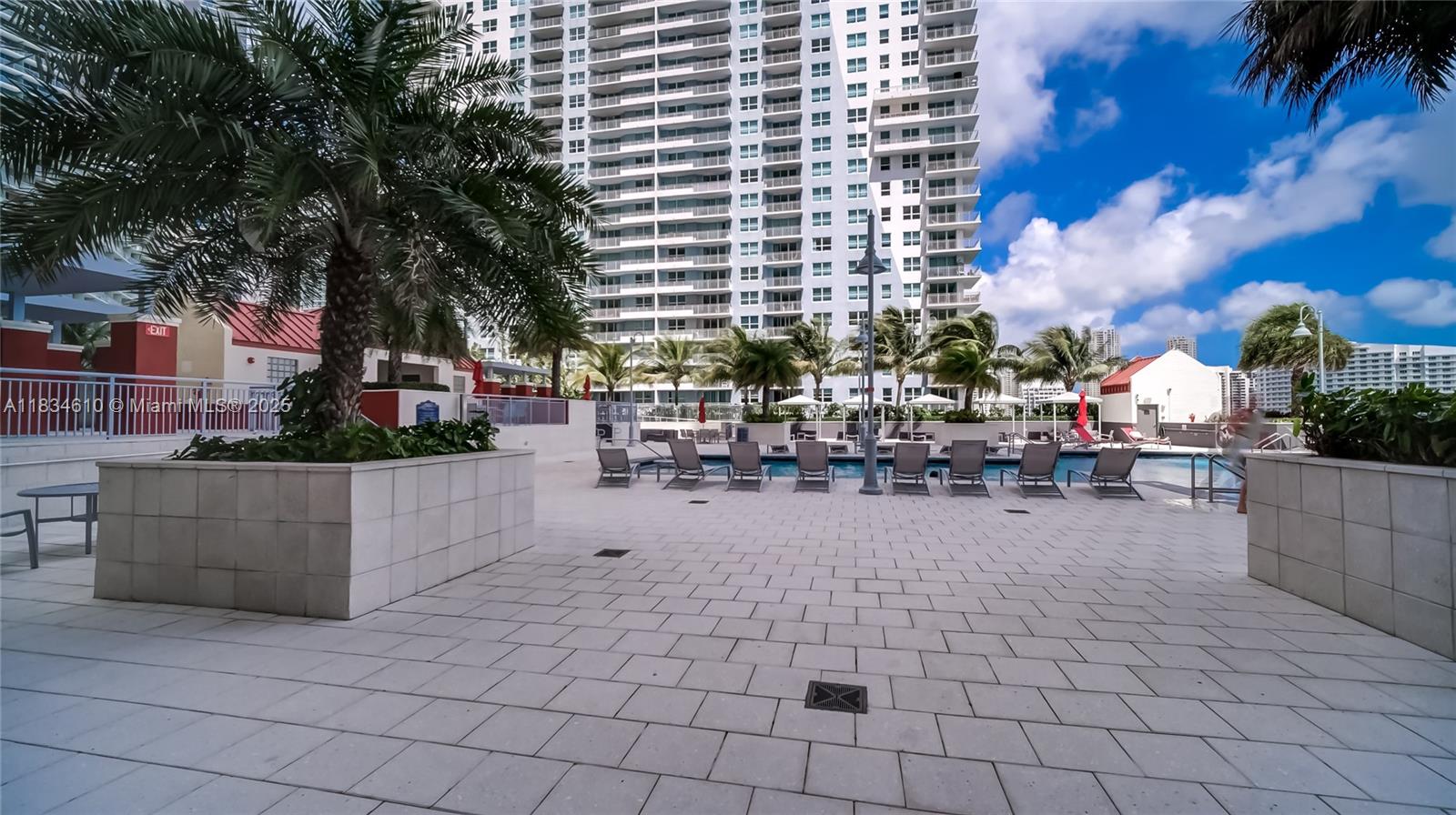 THE MARK ON BRICKELL COND - Residential Lease