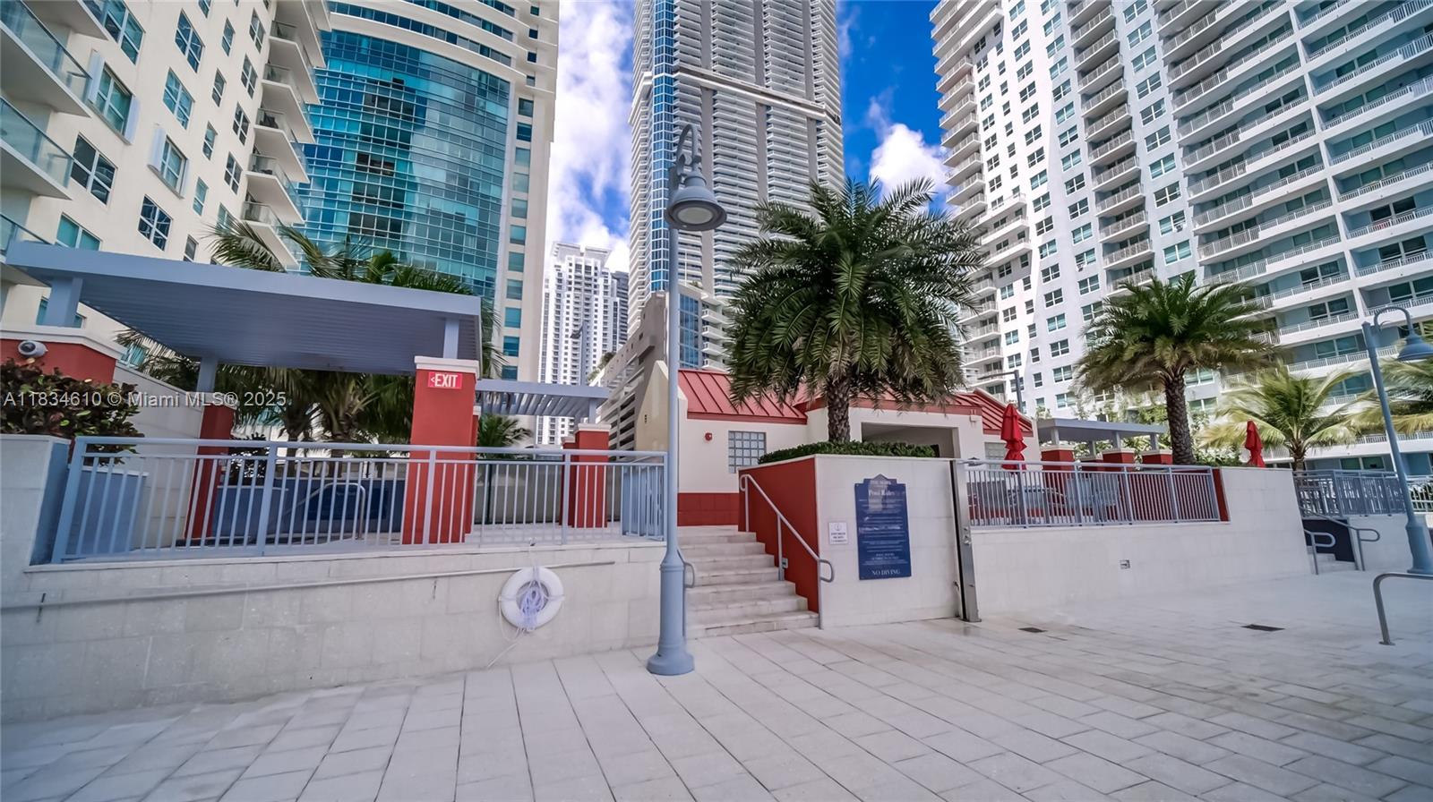 THE MARK ON BRICKELL COND - Residential Lease