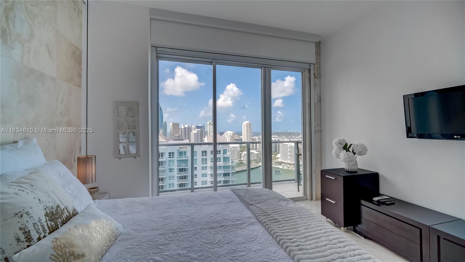 THE MARK ON BRICKELL COND - Residential Lease