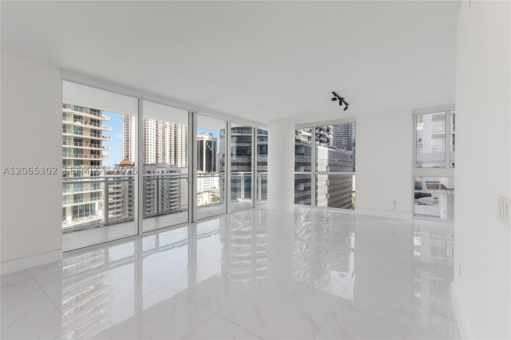 View photos, virtual tours, details... 1080 Brickell Ave 1409