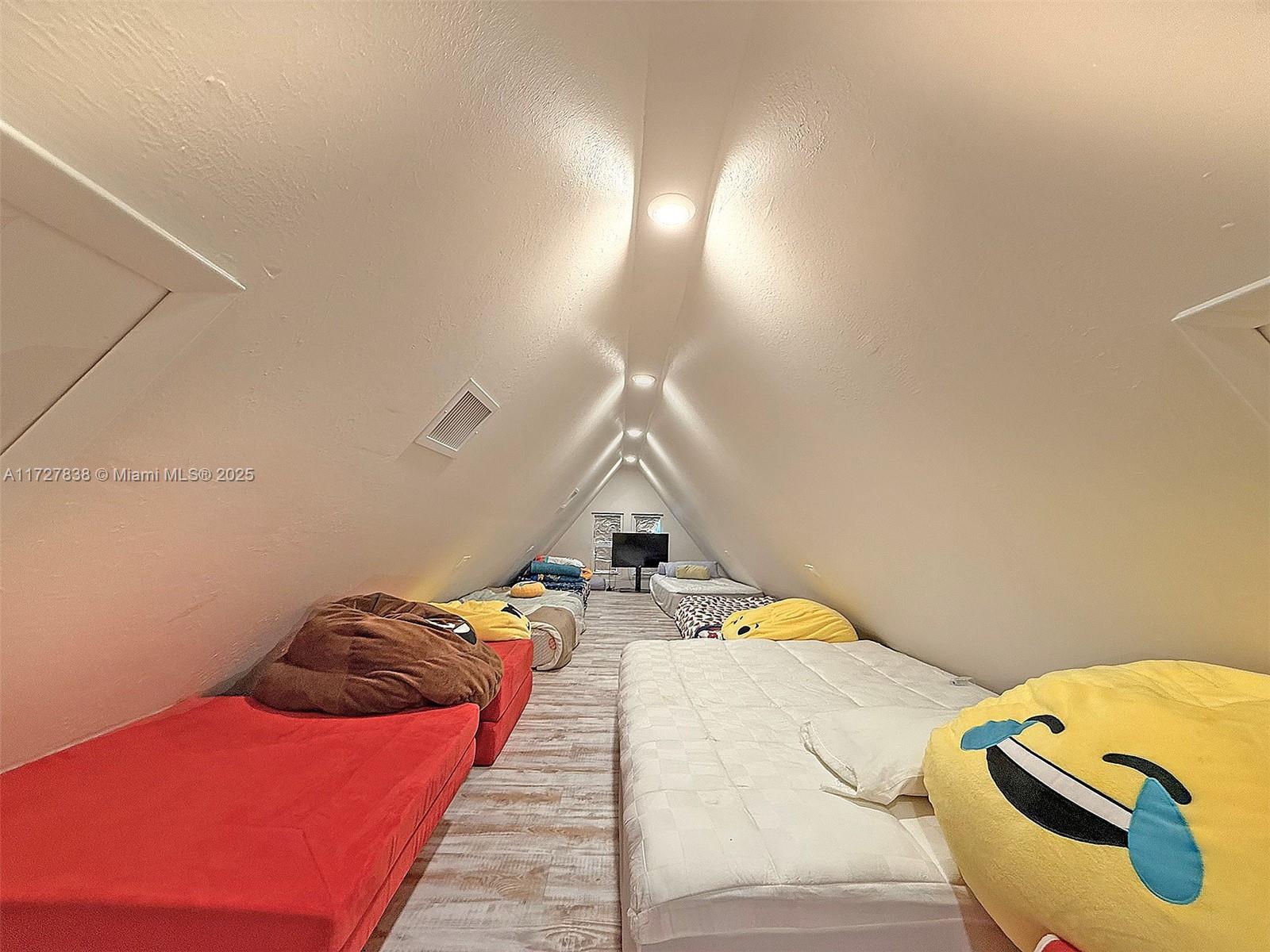 STILLWRIGHT POINT NO 2 - Residential