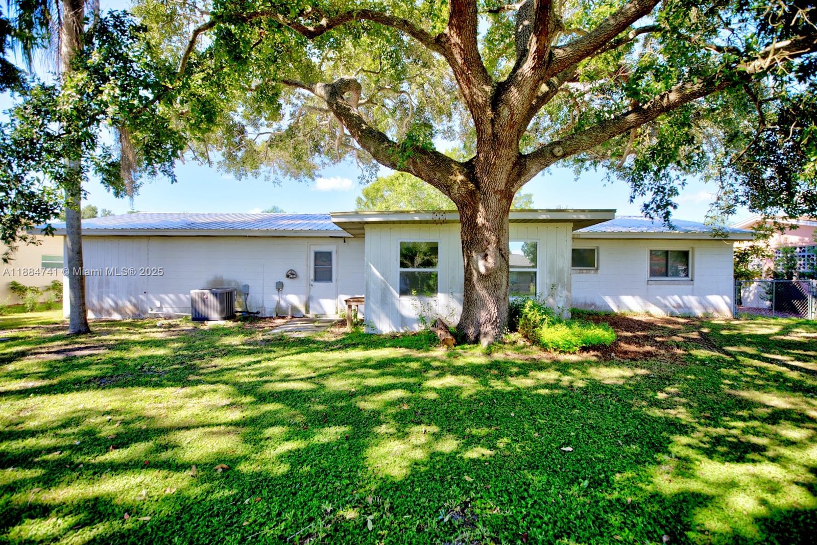 GOLFVIEW ESTATES - Residential