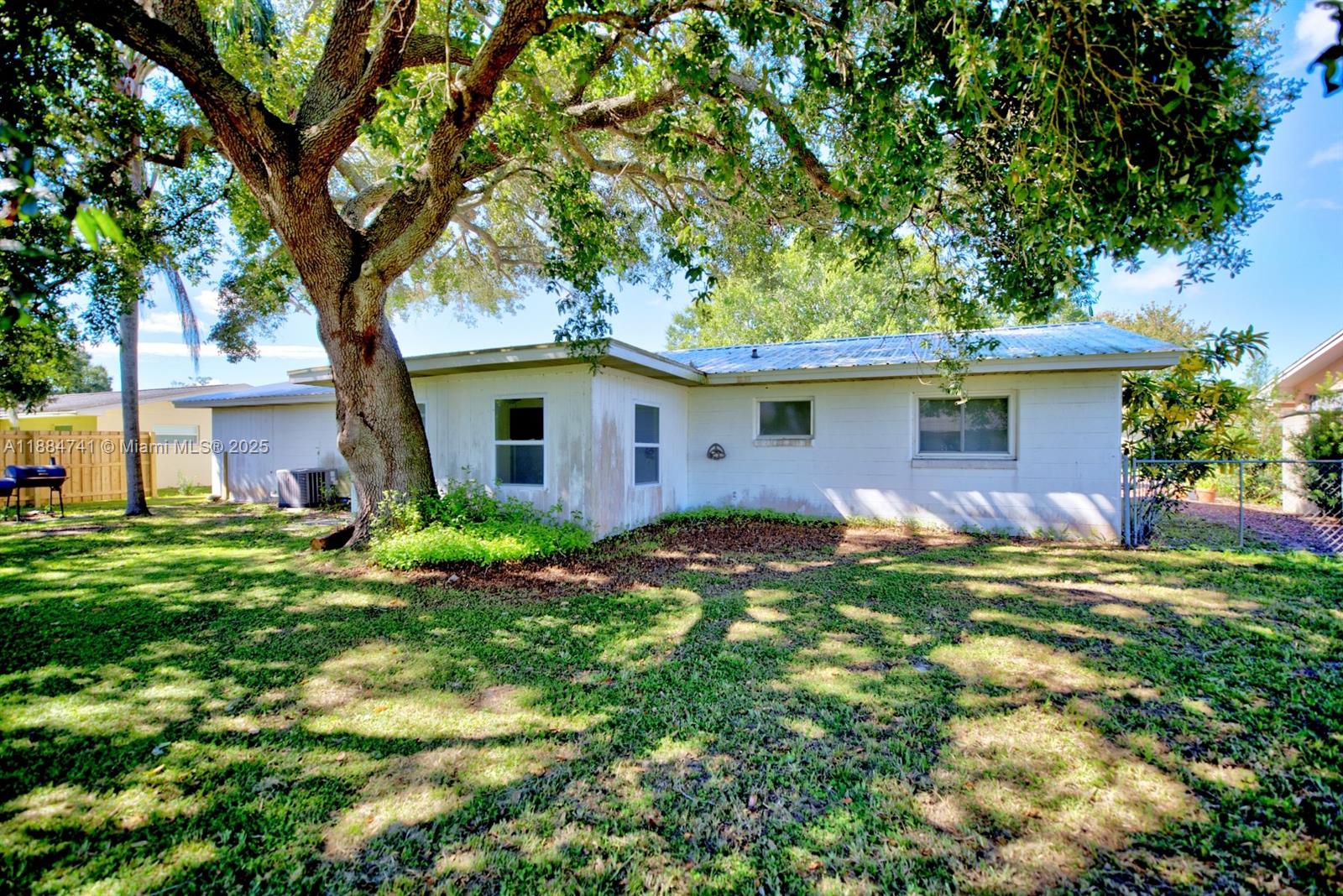 GOLFVIEW ESTATES - Residential