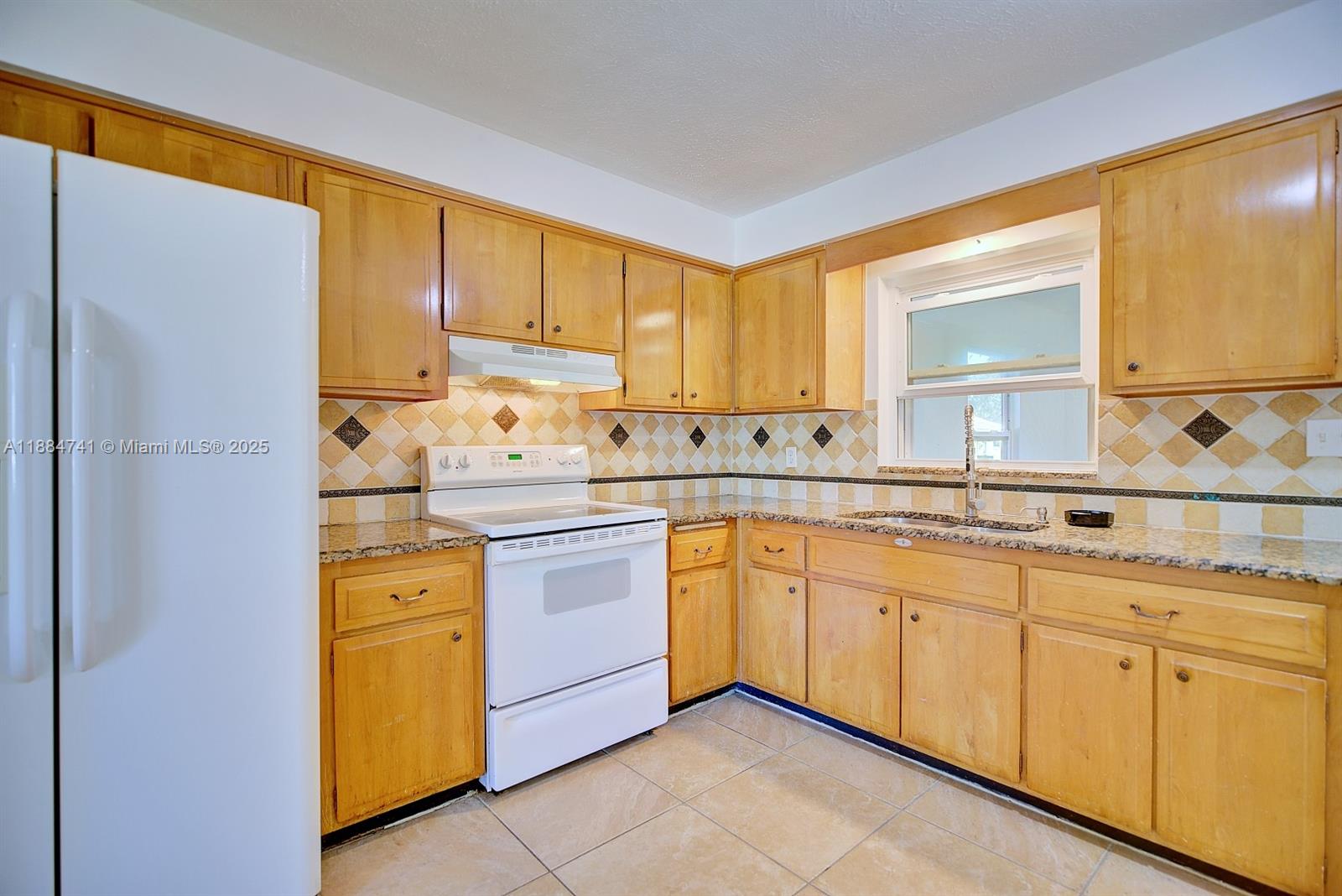 GOLFVIEW ESTATES - Residential
