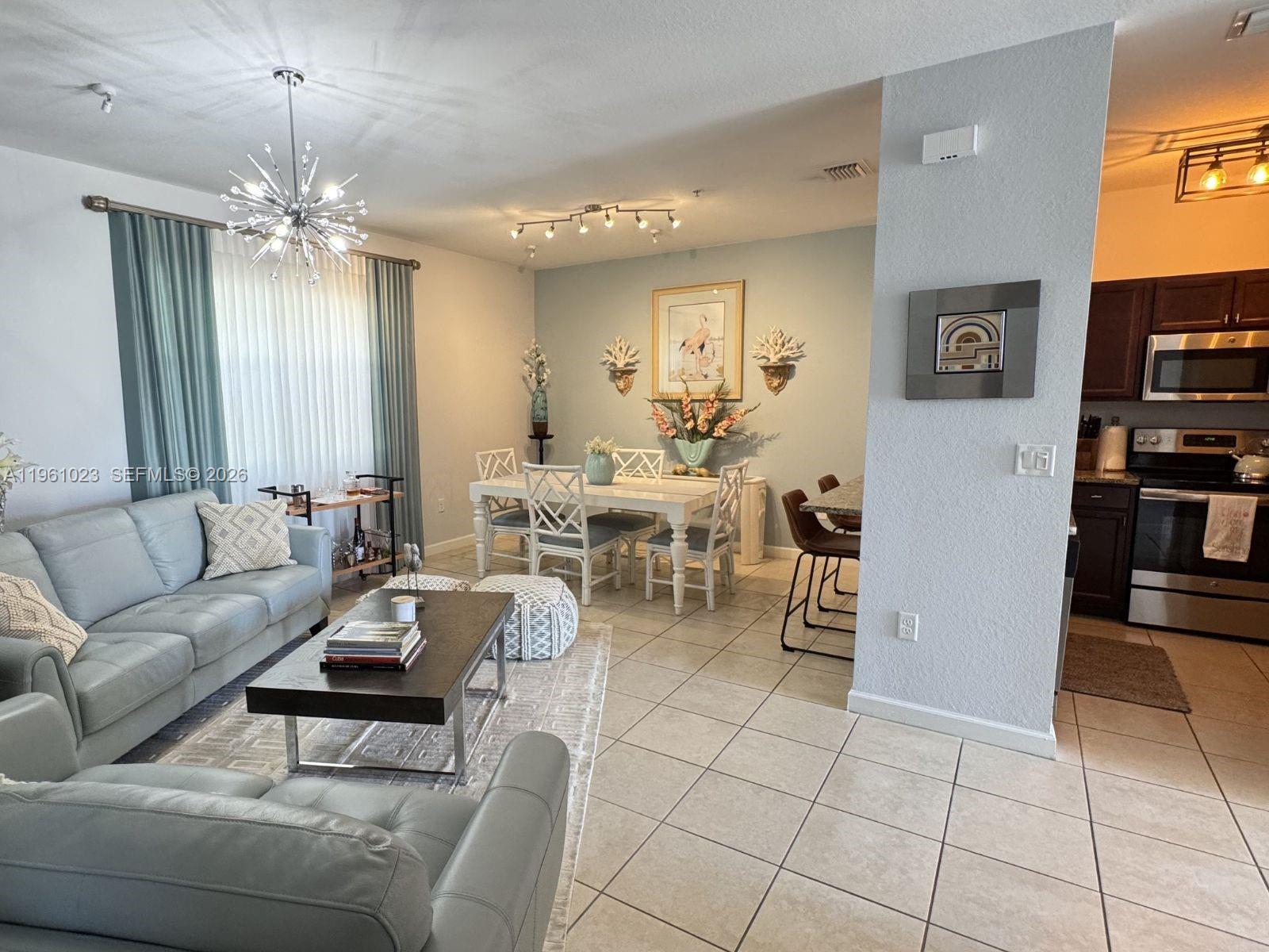 FIJI CONDO NO 1 - Residential