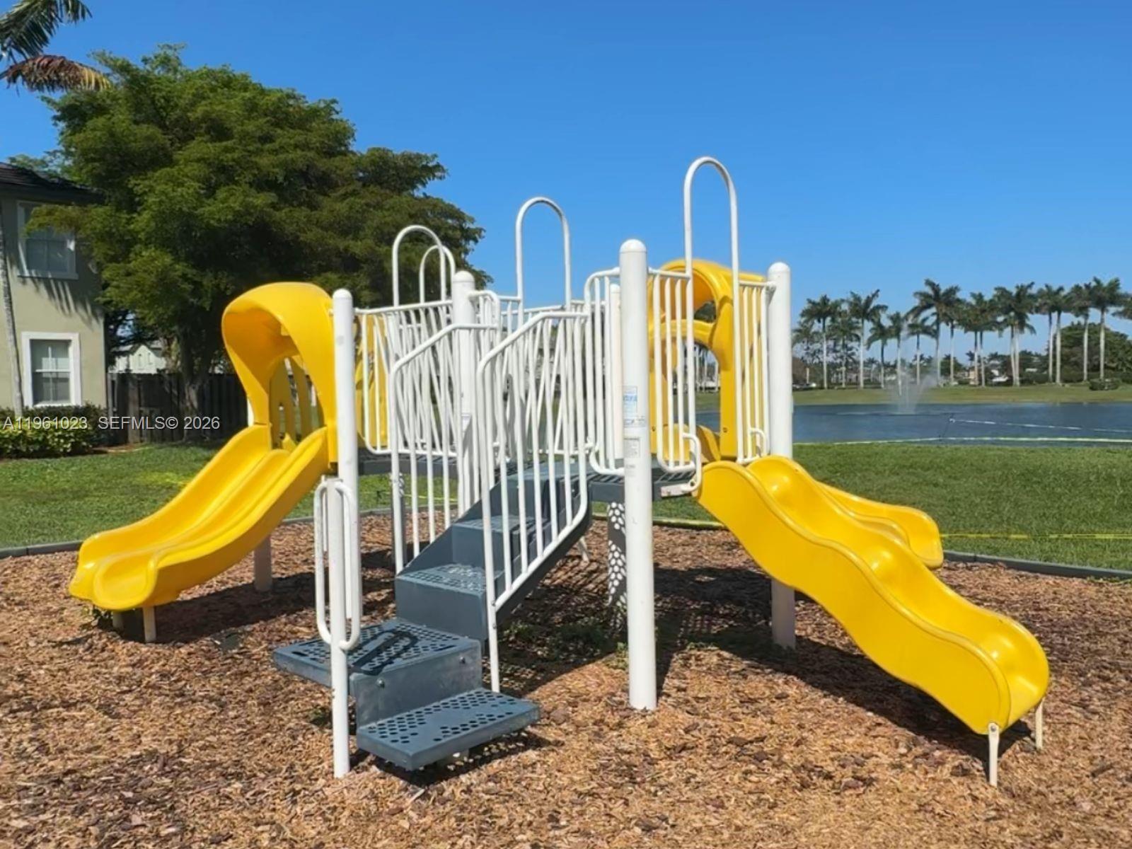 FIJI CONDO NO 1 - Residential