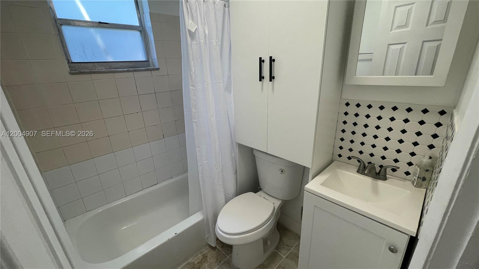 HAVANA MOON CONDO - Residential Lease