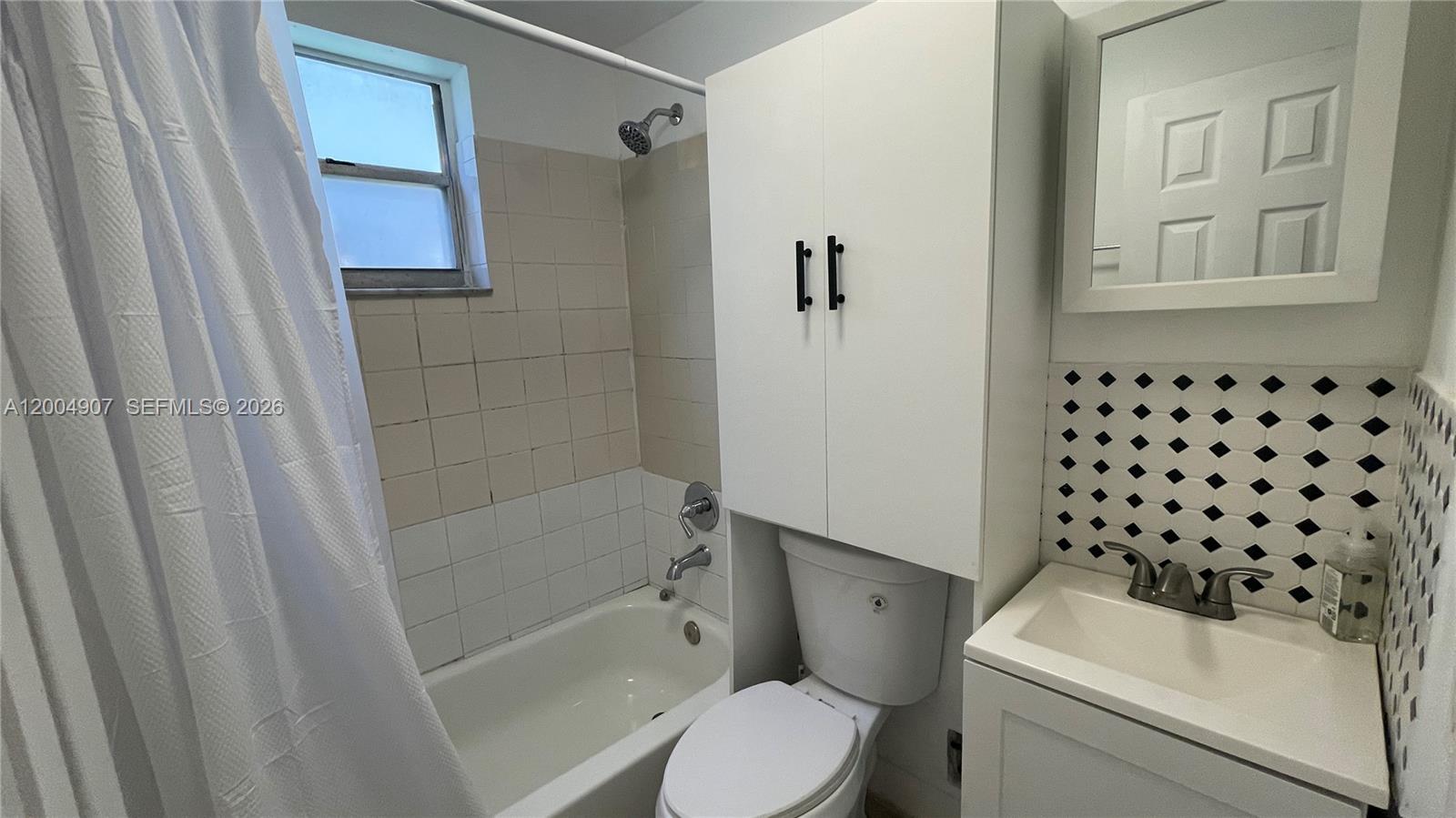 HAVANA MOON CONDO - Residential Lease