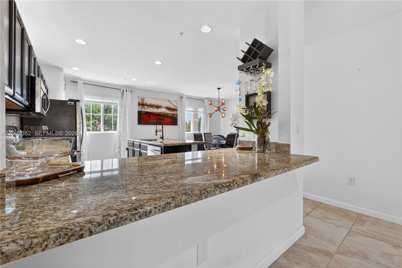 MANDARIN LAKES - Residential