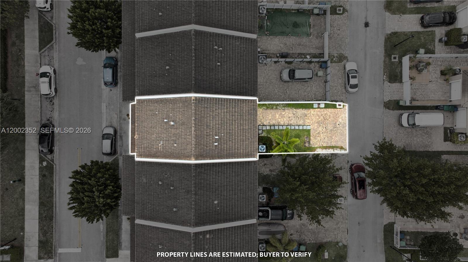 MANDARIN LAKES - Residential