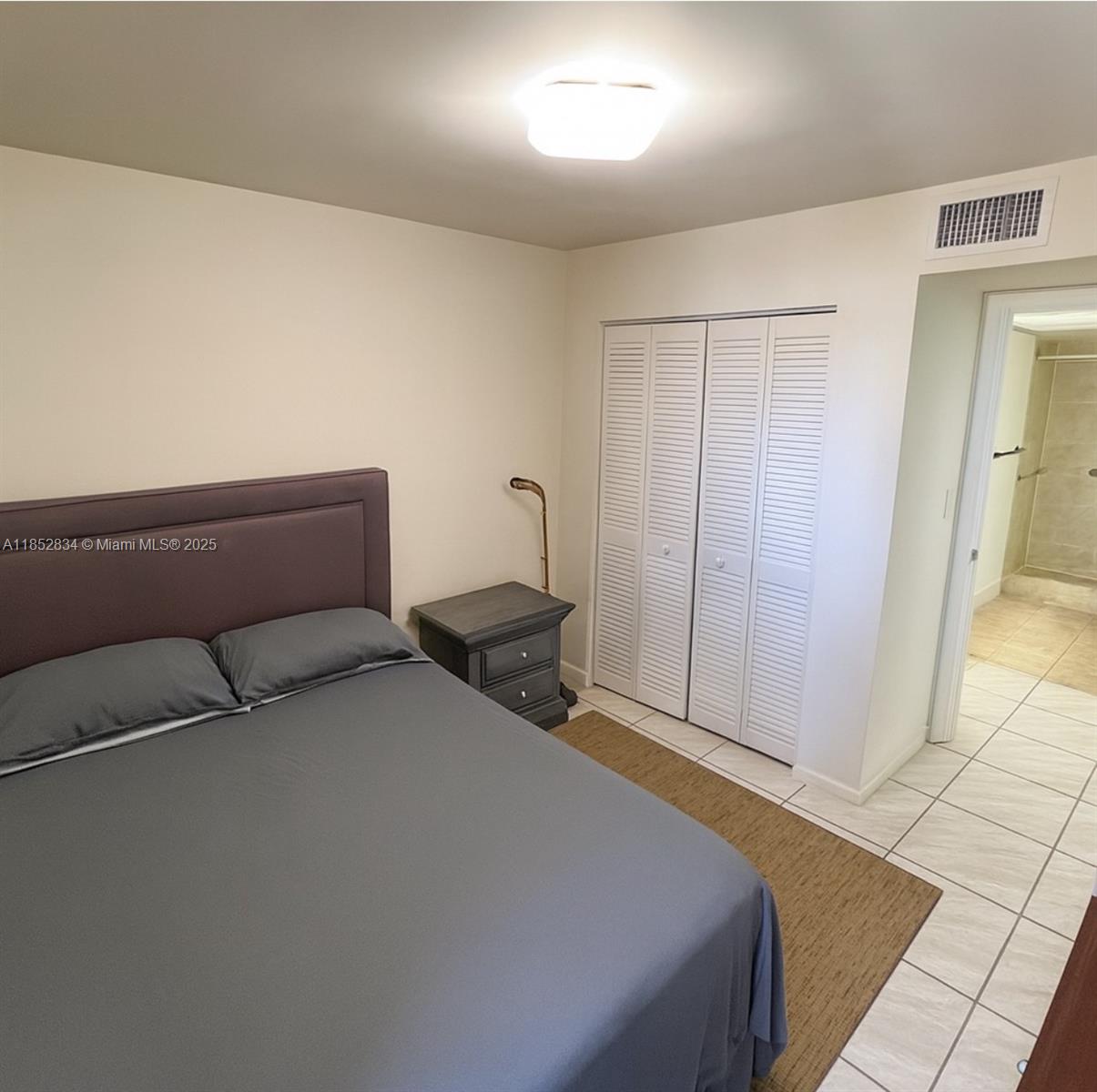 9686 Fontainebleau Blvd 402