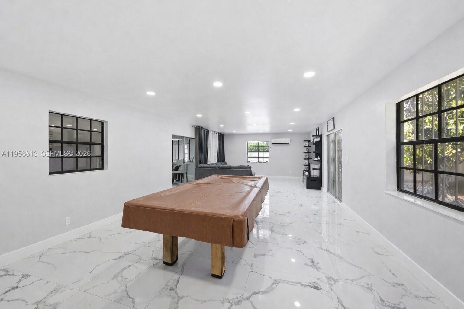 PRINCETONIAN WEST - Residential