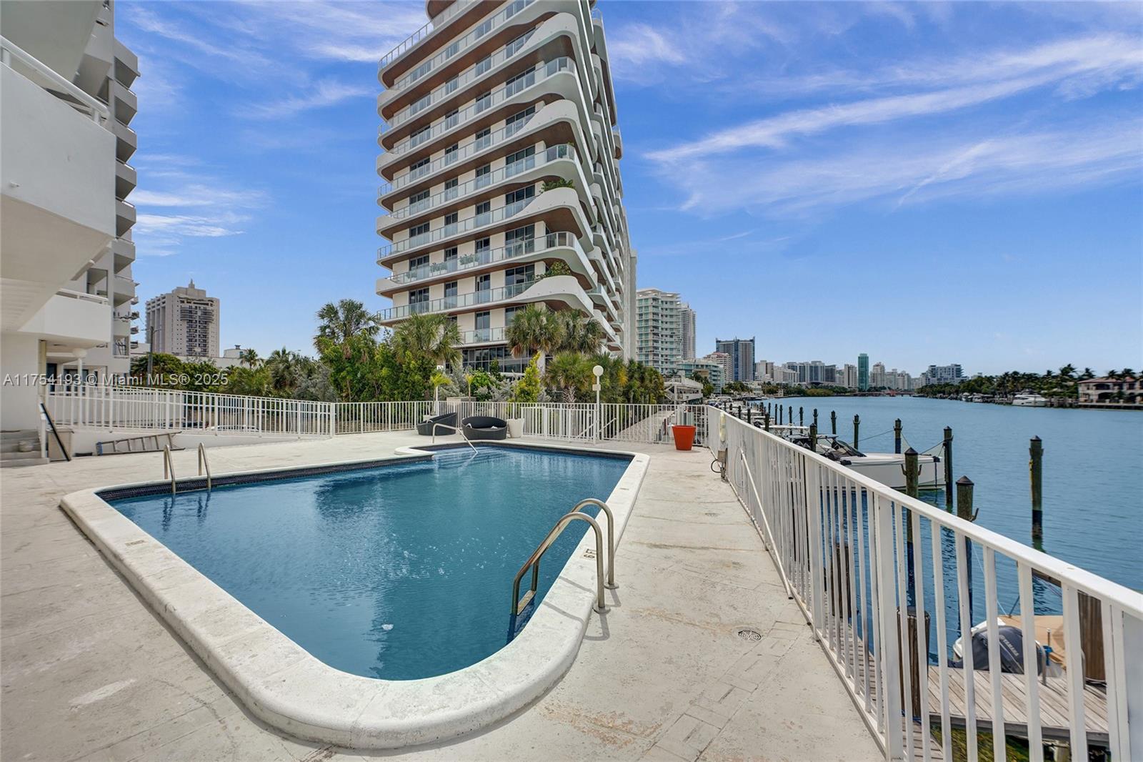 INDIAN CREEK CL MARINA CO - Residential