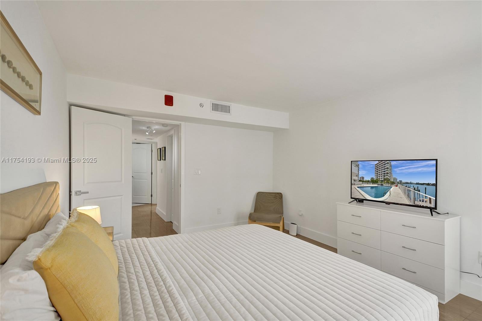 INDIAN CREEK CL MARINA CO - Residential