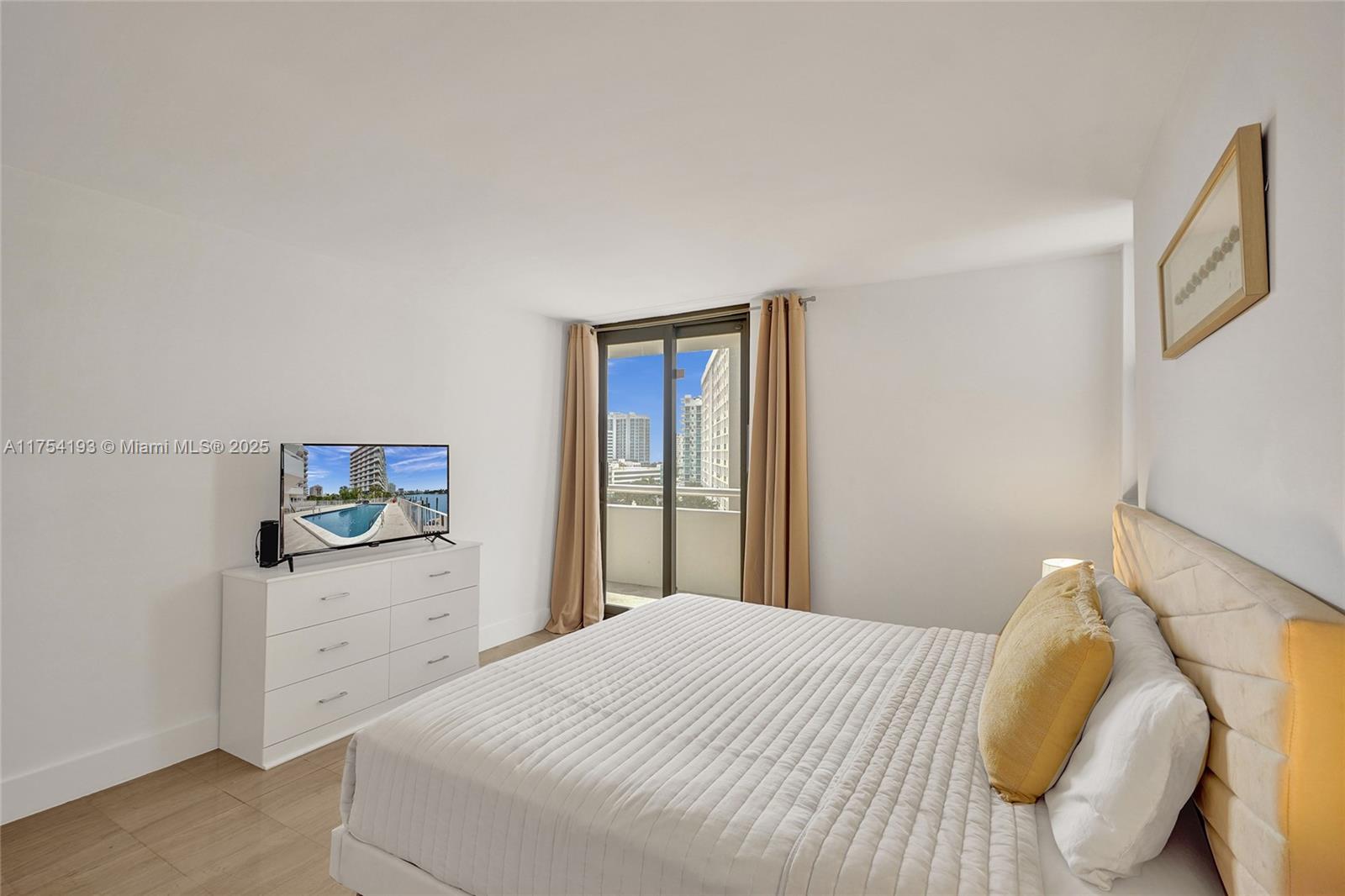 INDIAN CREEK CL MARINA CO - Residential