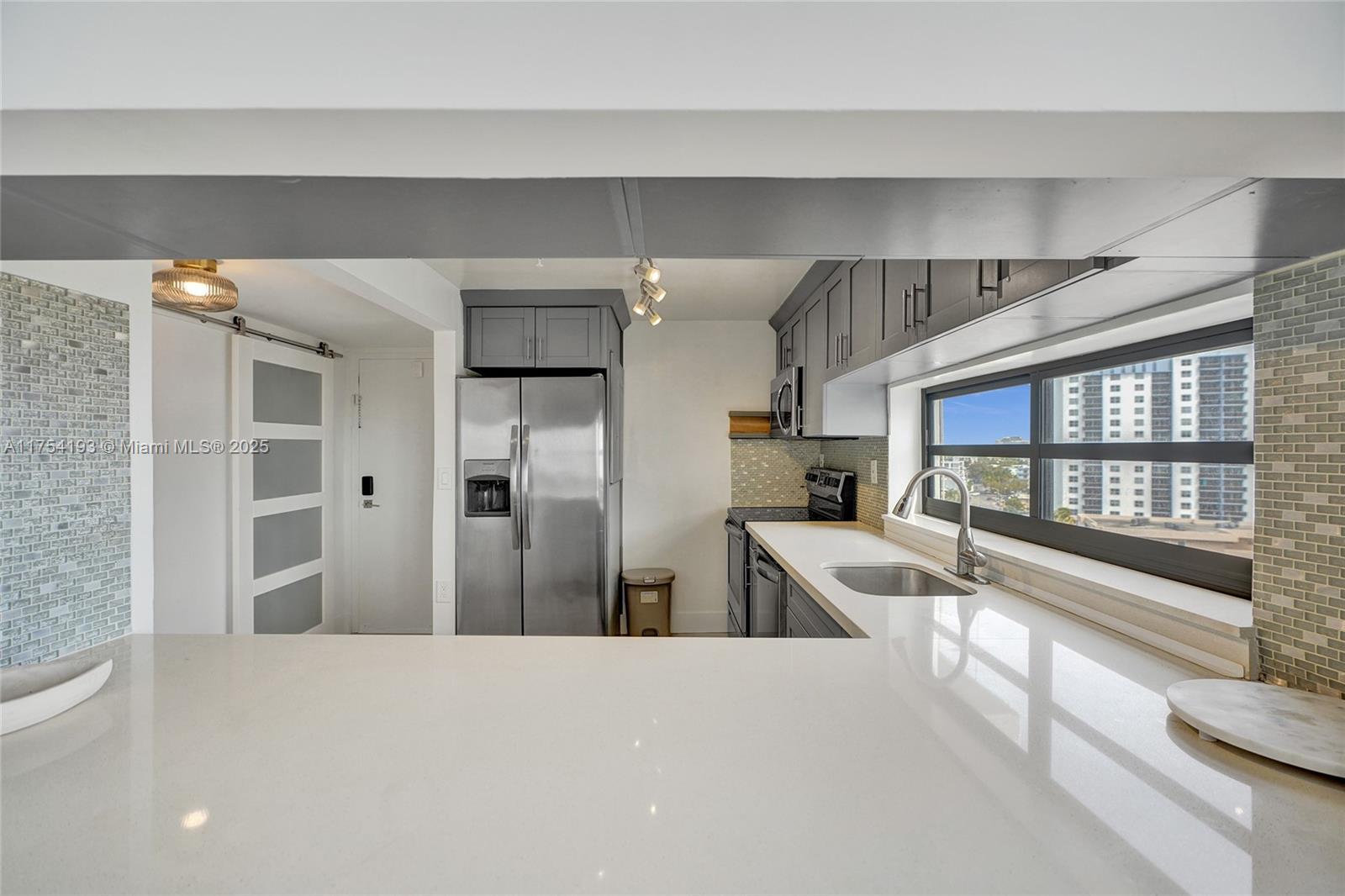 INDIAN CREEK CL MARINA CO - Residential