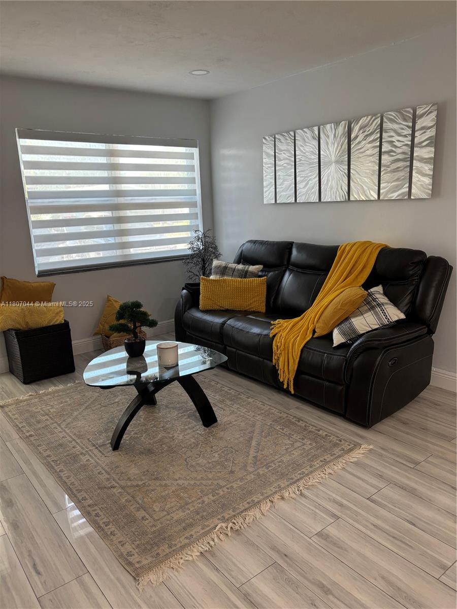 HOLLYWOOD HEIGHTS ESTATES - Residential